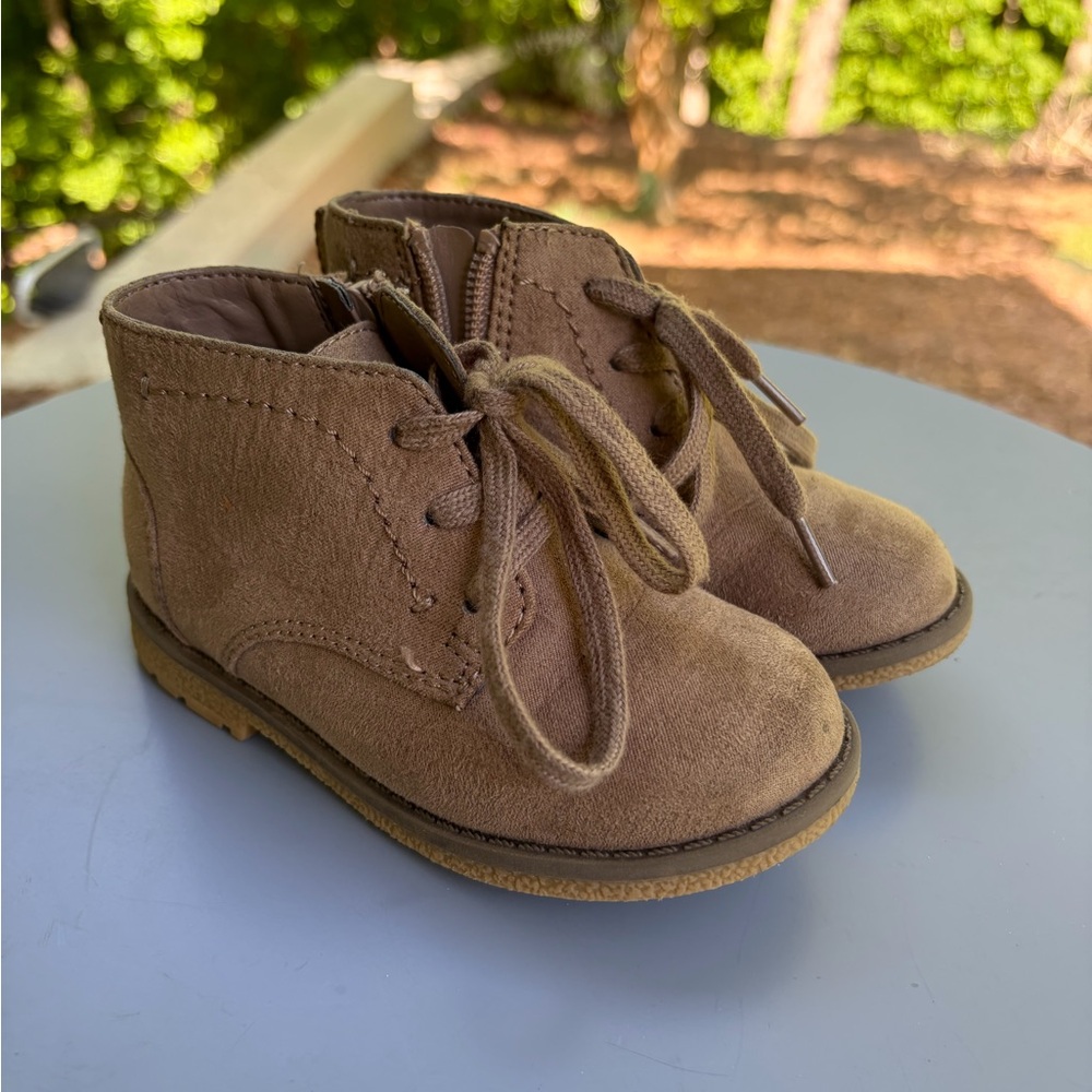 Cat & Jack Hadrian Chukka Kids Boots